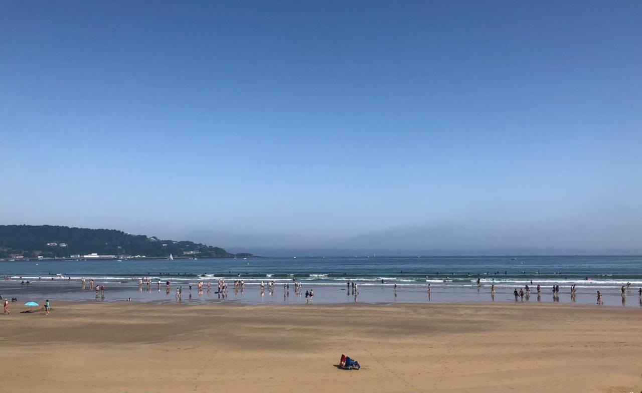 Appartement Avec Cuisine Et Grande Piscine Chauffee Hendaye Luaran gambar